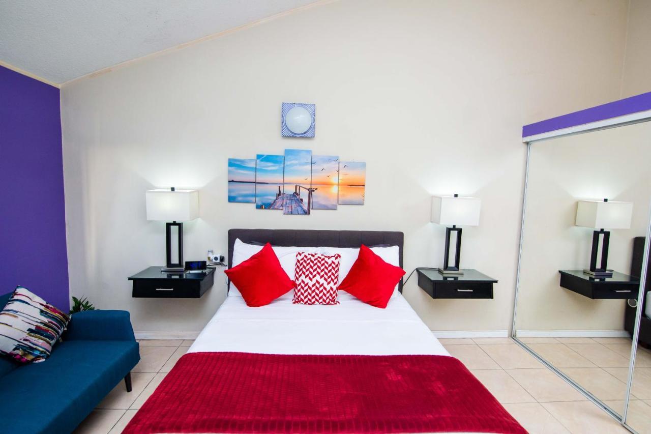 The Oasis I, Portmore Country Club المظهر الخارجي الصورة